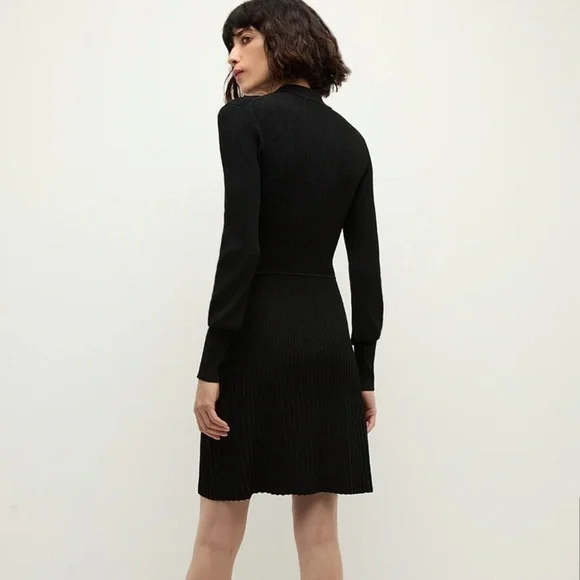 Veronica Beard Lauper Sweater Dress Black

Elegant Black Button-Up Dress - Picture 4 of 7